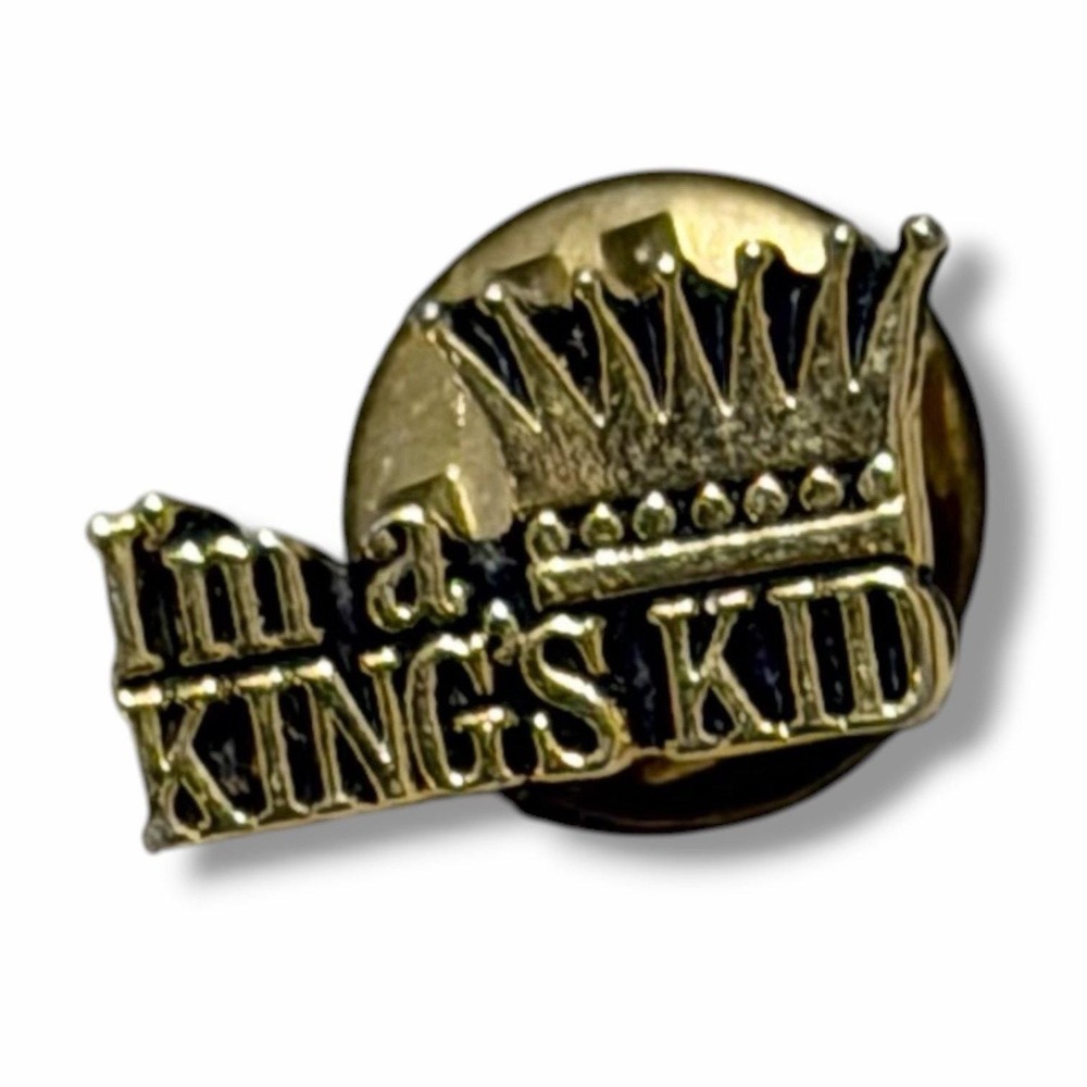 I'm a Kings Kid Crown Gold Tone Vintage Lapel Pin J9